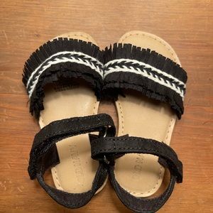 Old navy toddler shoes size 5